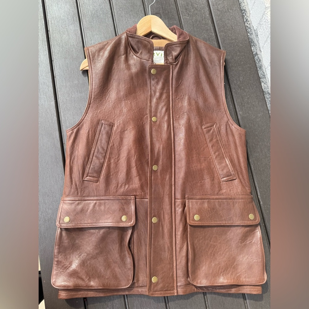 ORVIS 100% Leather Outer Shell Vest with Zipper and Snap Buttons